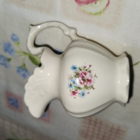 Tiny pitcher for display or accent piece. - Picture 2 of 5